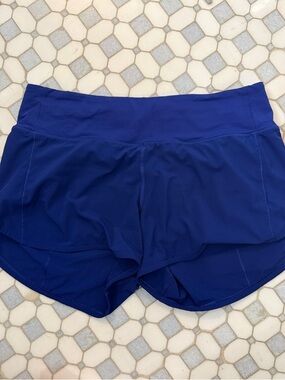 lululemon athletica on the run short, 3 inch inseam, 8 tall, vibrant bold Blue